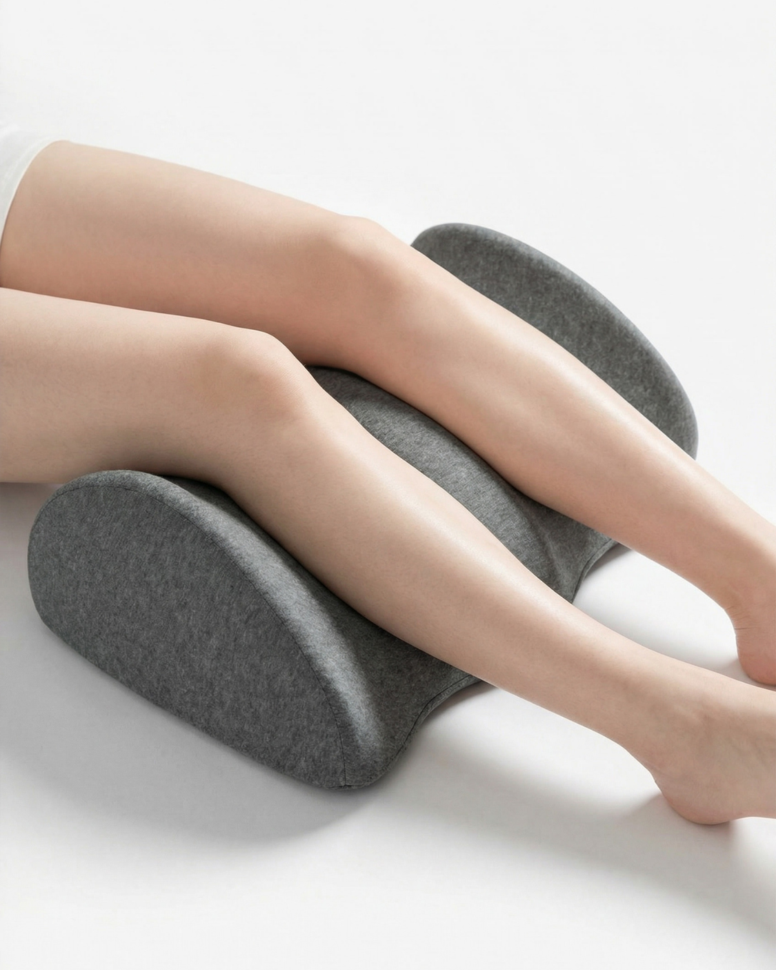 Knee Alignment Sleep Pillow for Comfortable Rest - Image 3