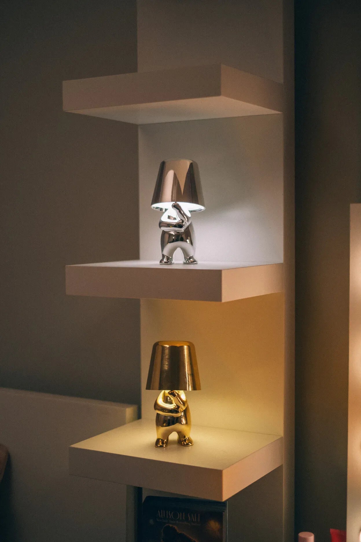 Decorative Moody Glowing Cub Lamp Modern Design - Image 4