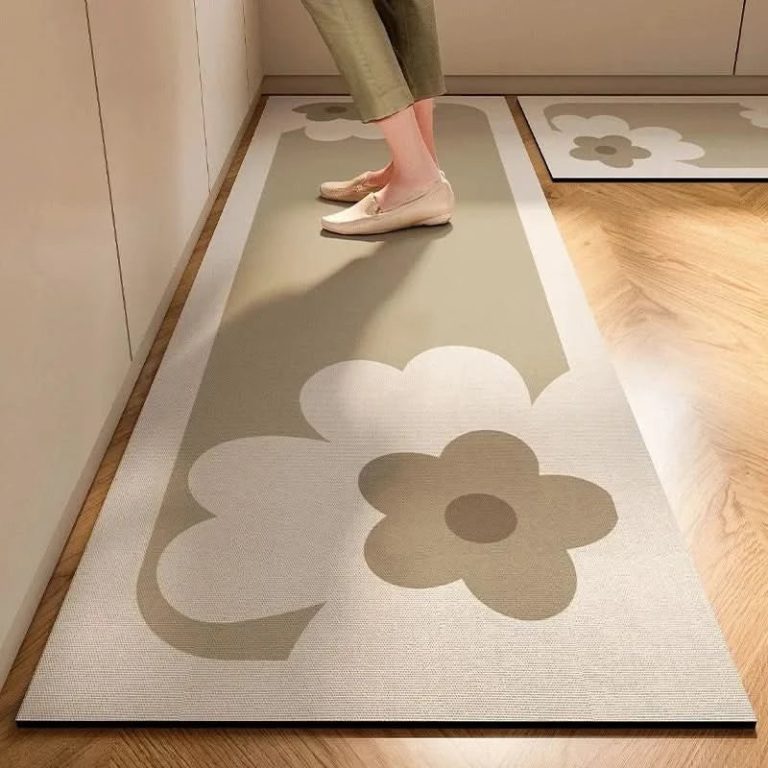 Minimalist Non-Slip Kitchen Mat – Comfortable Anti-Fatigue Floor Mat for Safety and Easy Cleaning – Available in Multiple Sizes 3