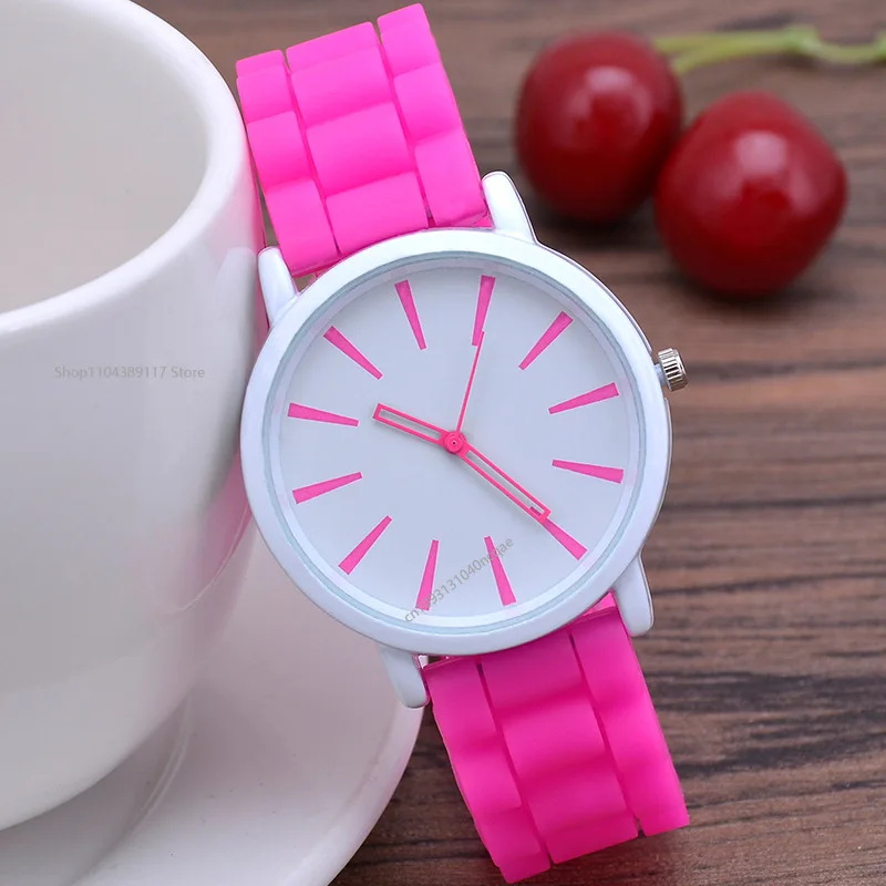 Ultrathin Korean Edition Women’s Watch Large Dial Fashion - Image 3