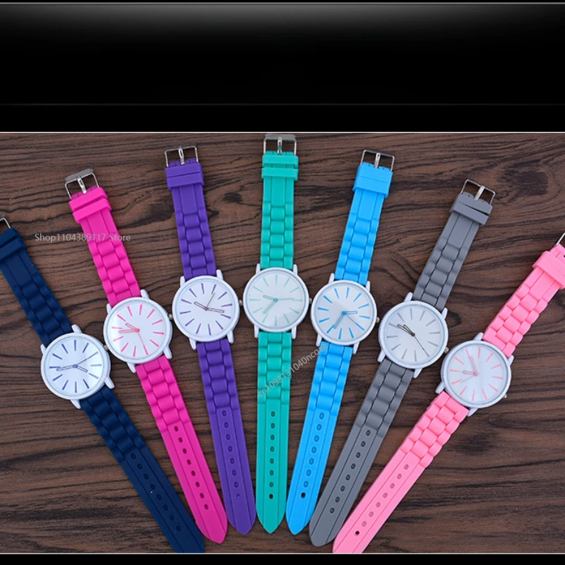 Ultrathin Korean Edition Women’s Watch Large Dial Fashion - Image 4