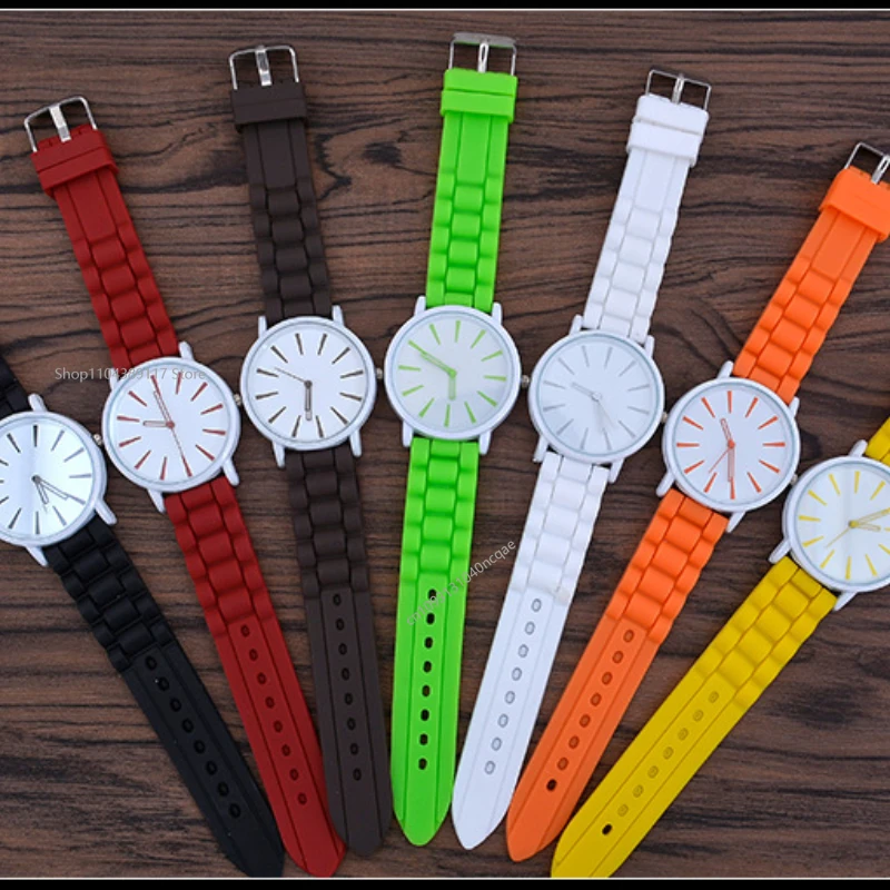 Ultrathin Korean Edition Women’s Watch Large Dial Fashion - Image 5
